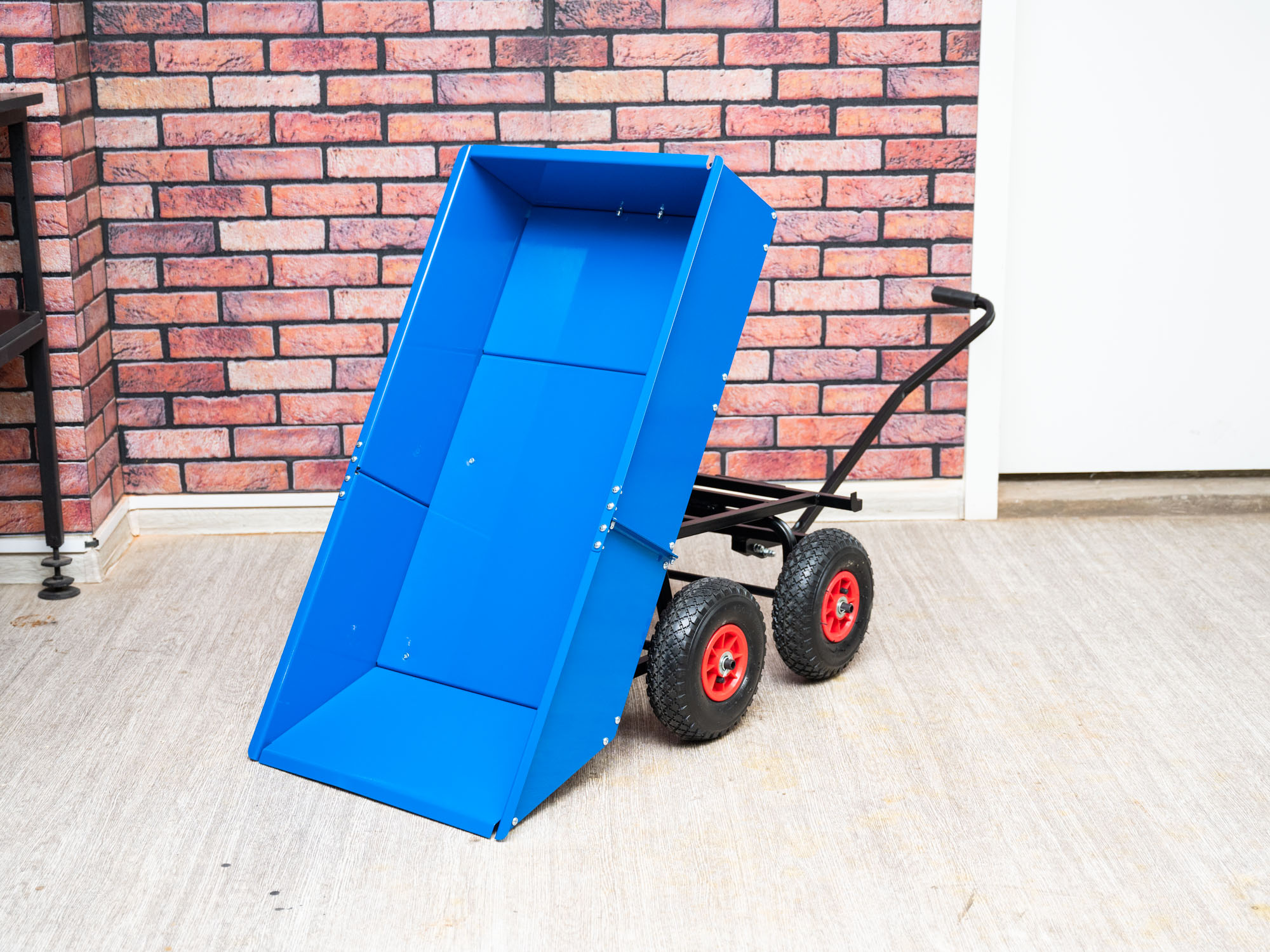 Тележка "Крестьянка" с подкатными колесами