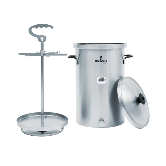 kopchenie/komplekt-koptilnya-bravo-2-na-20-litrov-i-dymogenerator-bravo-2