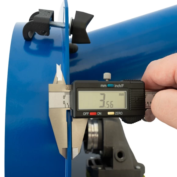 instrumenty/sadovyj-inventar/izmelchitel-yablok-dachnyj-na-ushm-20